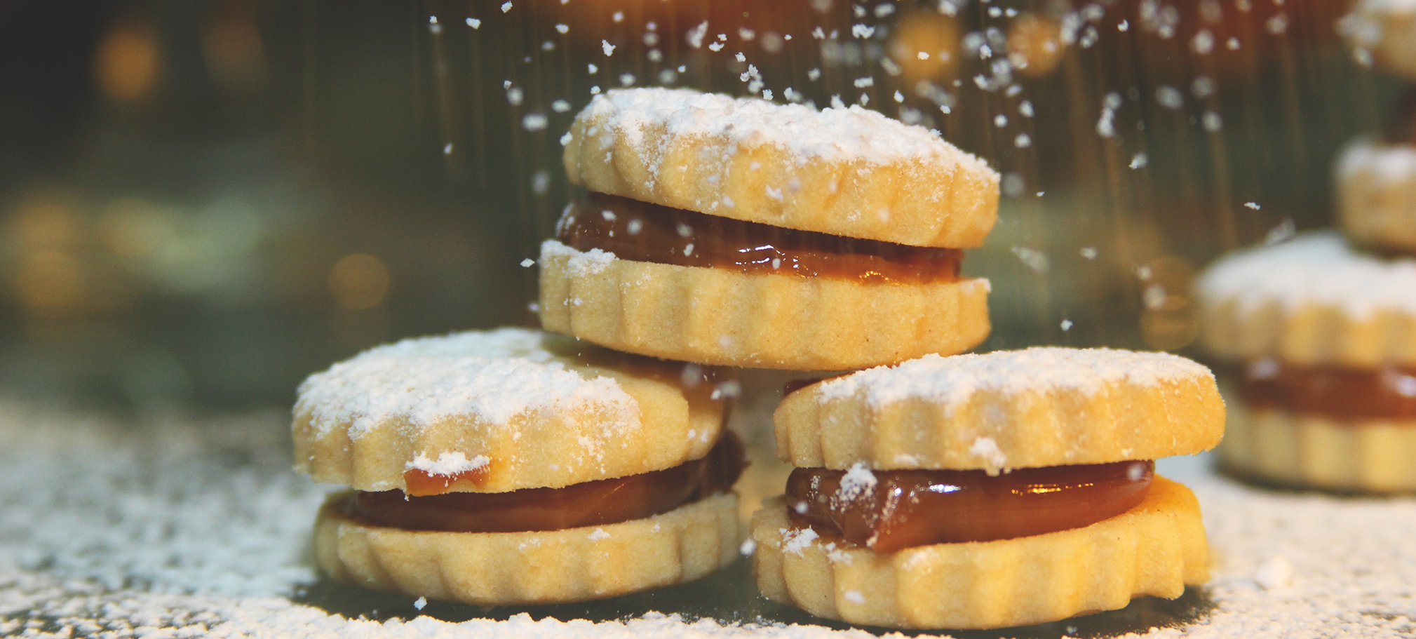 Alfajores de maicena con manjar